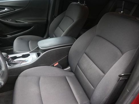 Used 2021 Chevrolet Malibu RS image 19