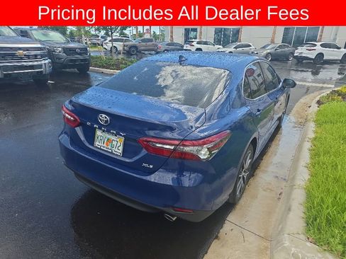 Used 2024 Toyota Camry XLE FWD image 12