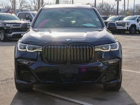 Used 2021 BMW X7 M50i w/ Dynamic Handling Package AWD/4WD image 2