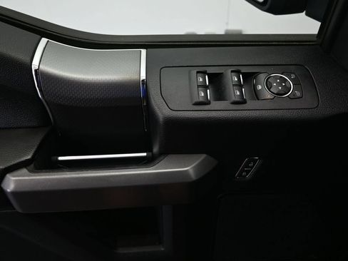 Used 2016 Ford F150 XLT w/ Equipment Group 302A Luxury AWD/4WD image 24
