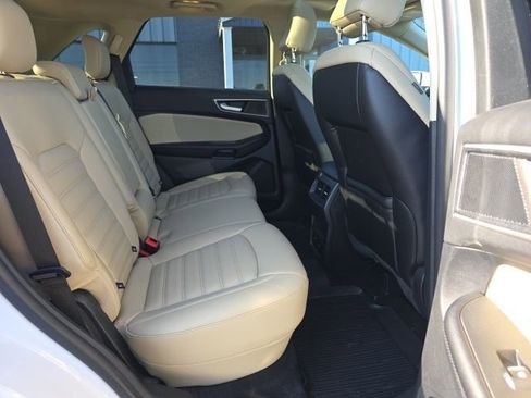 Used 2023 Ford Edge SEL w/ Convenience Package image 30