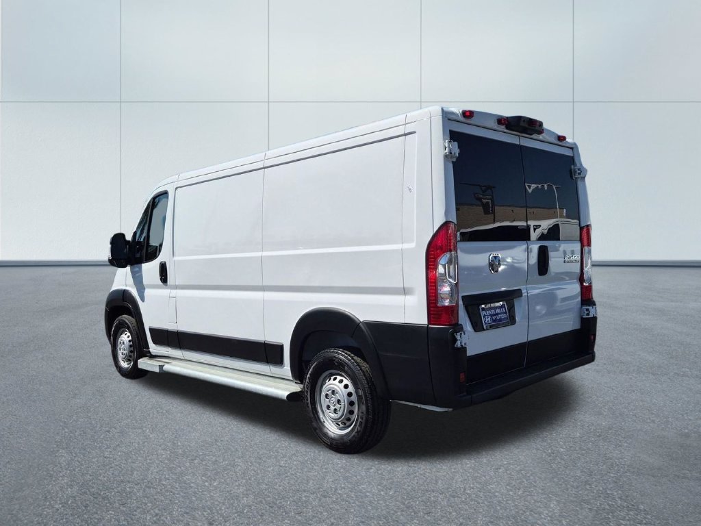 Used 2025 RAM ProMaster 2500 w/ U-Haul Equipment Group FWD image 4