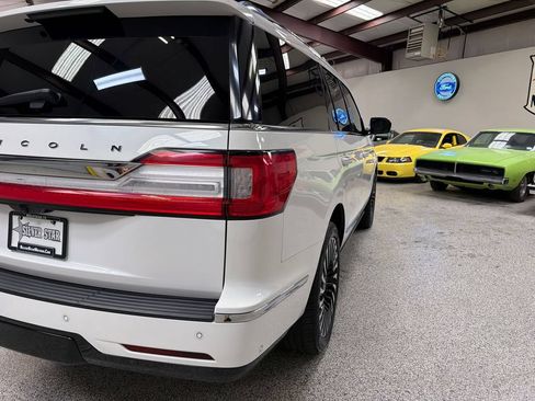 Used 2020 Lincoln Navigator Black Label AWD/4WD image 16