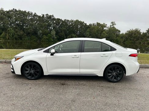 Certified 2024 Toyota Corolla SE image 2