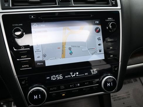 Used 2018 Subaru Outback 2.5i Limited image 15