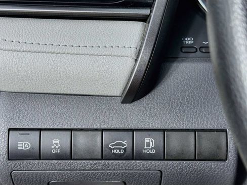Used 2022 Toyota Camry LE FWD image 15