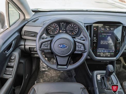 Used 2024 Subaru Crosstrek 2.5i Limited w/ Crosstrek Mirror Package AWD/4WD image 2