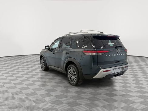 Certified 2025 Nissan Pathfinder SL w/ SL Premium Package FWD image 7