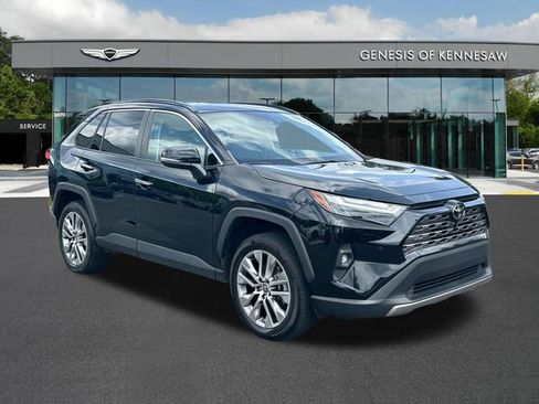 Used 2022 Toyota RAV4 Limited FWD image 1