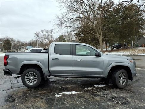 Used 2023 Chevrolet Colorado LT w/ LT Convenience Package image 4