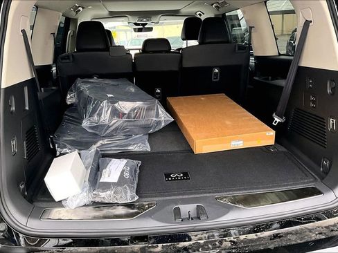 New 2026 INFINITI QX80 Luxe w/ Cargo Package AWD/4WD image 45