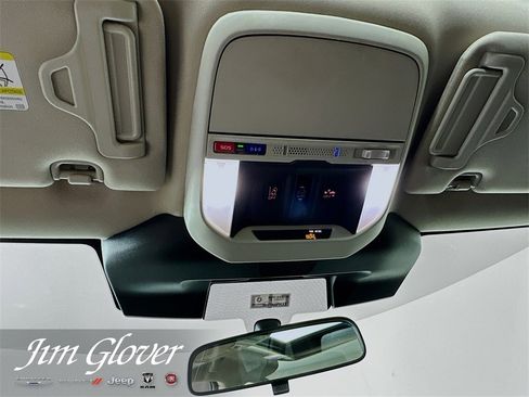 Used 2022 Subaru Forester Premium image 36