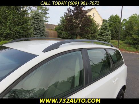 Used 2007 Volvo V50 T5 image 16