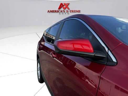 Used 2024 GMC Terrain SLE image 7