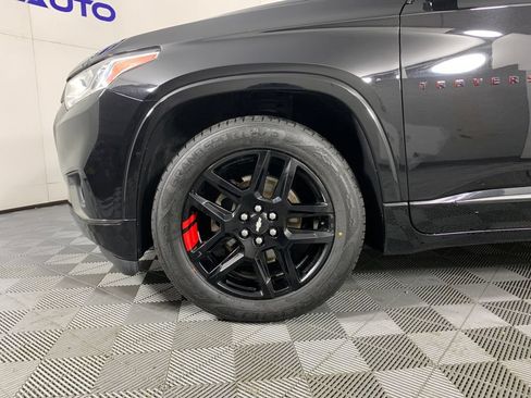 Used 2020 Chevrolet Traverse Premier w/ Redline Edition AWD/4WD image 12