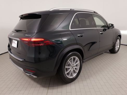 Used 2024 Mercedes-Benz GLE 450 4MATIC image 11