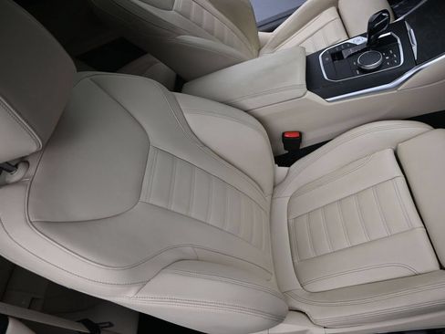 Used 2021 BMW 430i Coupe w/ Executive Package RWD image 11