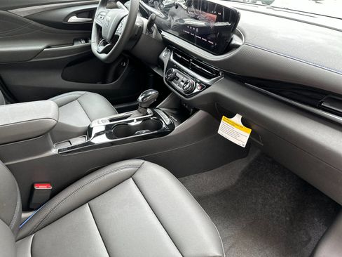 New 2026 Buick Envista Sport Touring w/ Convenience II Package FWD image 16