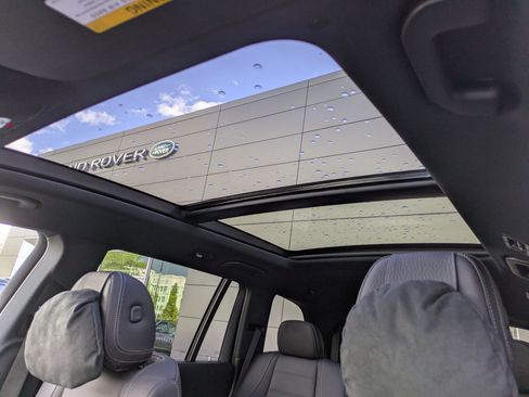 New 2026 Mercedes-Benz GLS 580 GLS 580 image 13