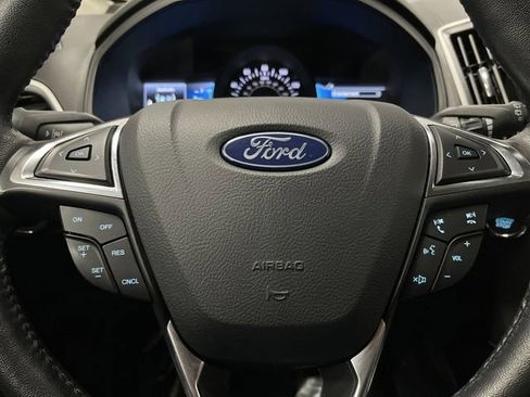 Used 2024 Ford Edge SEL image 15