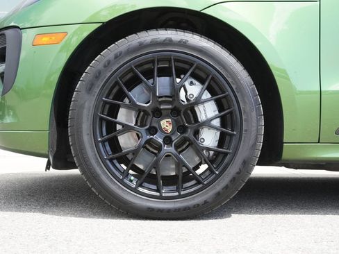 Used 2020 Porsche Macan GTS AWD/4WD image 32