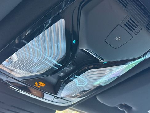 Certified 2024 BMW X5 xDrive50e w/ Premium Package image 22