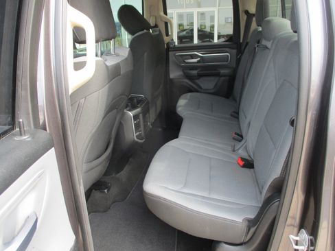 Used 2020 RAM 1500 Lone Star RWD image 5