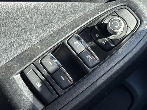 Certified 2025 Subaru Crosstrek 2.5i Limited w/ Popular Package #3A image 23