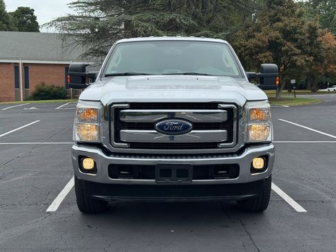 Used 2015 Ford F250 Lariat w/ Lariat Interior Package image 3