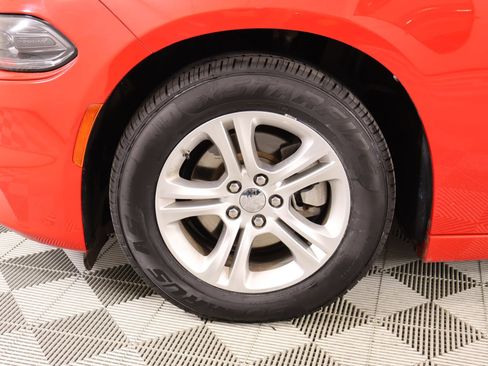 Used 2022 Dodge Charger SXT RWD image 16
