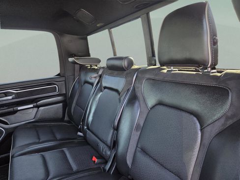 Used 2020 RAM 1500 Laramie AWD/4WD image 28