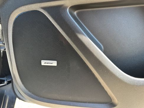 Used 2021 Chevrolet Traverse RS image 23