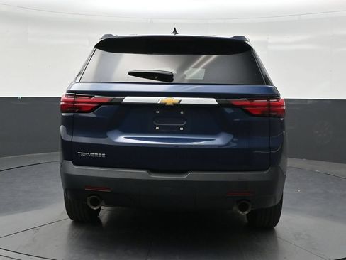Used 2023 Chevrolet Traverse LS FWD image 4