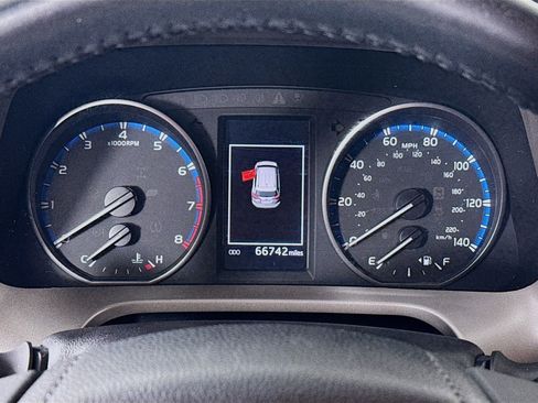 Certified 2018 Toyota RAV4 Adventure image 14