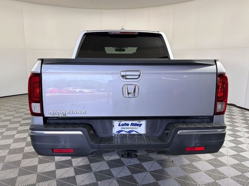 Certified 2018 Honda Ridgeline RTL-T image 10