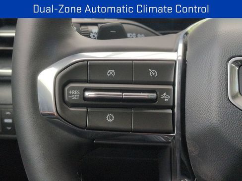 New 2027 GMC Terrain Elevation w/ Elevation Premium Package AWD/4WD image 13