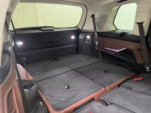 Used 2020 BMW X7 xDrive40i w/ Premium Package image 44