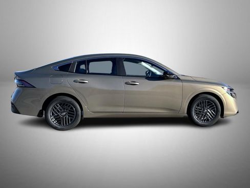 New 2026 Nissan Sentra SV w/ SV Convenience Package FWD image 4