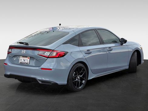 Used 2024 Honda Civic Sport image 5