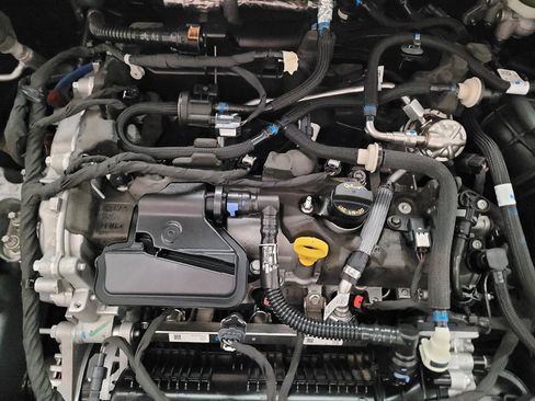 Used 2022 Ford Escape S FWD image 30
