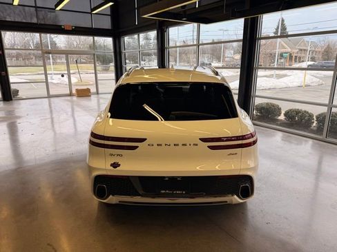 Used 2024 Genesis GV70 2.5T w/ Select Package AWD/4WD image 5