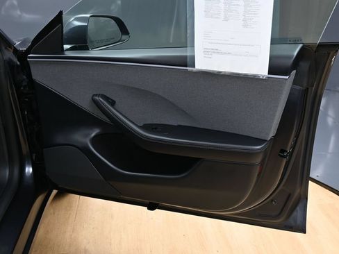 Used 2026 Tesla Model 3 RWD image 36