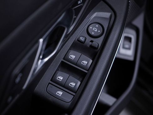 New 2026 BMW 330i Sedan w/ M Sport Package image 11