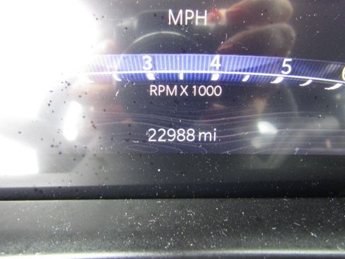 Used 2023 Jeep Grand Cherokee Limited w/ Black Appearance Package AWD/4WD image 21
