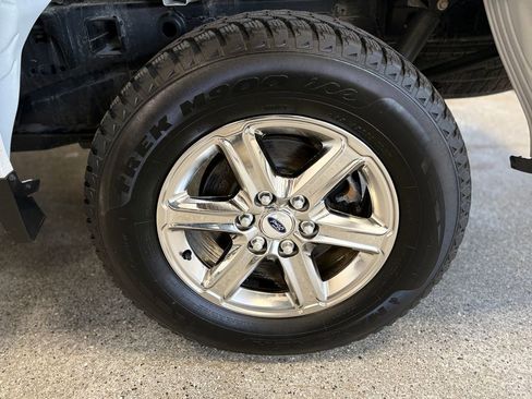 Used 2024 Ford F150 XLT AWD/4WD image 25