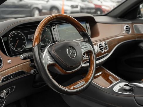 Used 2016 Mercedes-Benz S 550 4MATIC Sedan image 15