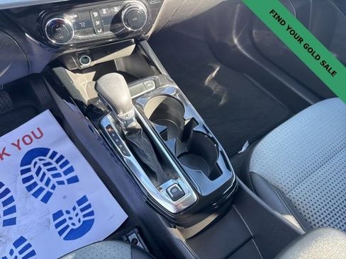 Certified 2025 Chevrolet Trax LT image 20