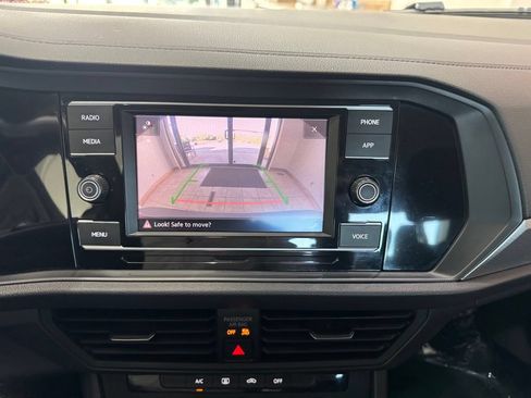 Used 2024 Volkswagen Jetta S FWD image 33