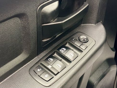 Used 2017 RAM 1500 Express w/ Black Ram 1500 Express Group AWD/4WD image 17