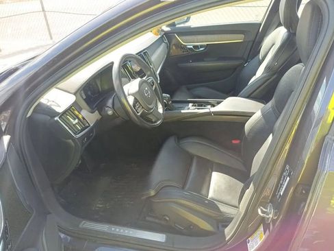 Used 2021 Volvo S90 T6 Inscription w/ Protection Package image 3